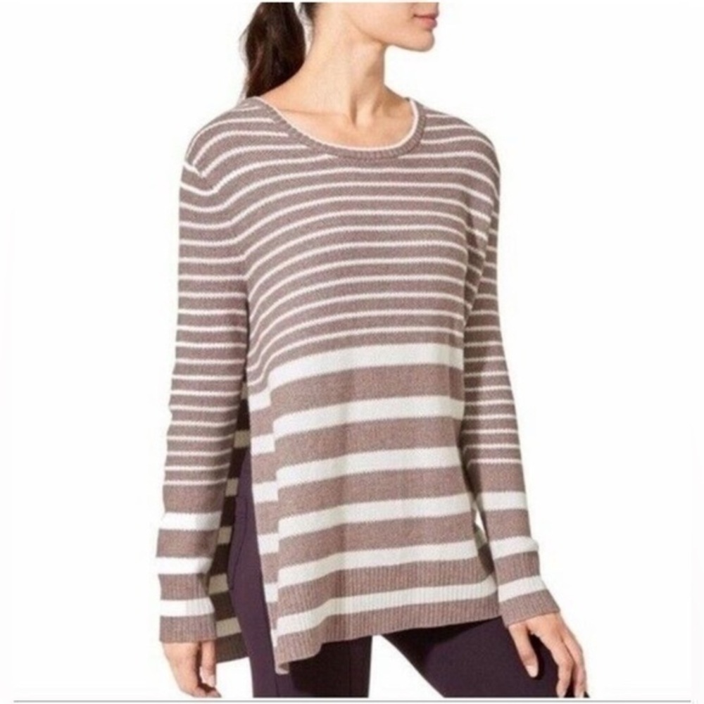 Athleta Kennewick Striped Merino Wool Blend Side Slit Sweater XS Tan/White